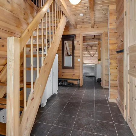 Holiday Home Annebu By Interhome Øyuvstad