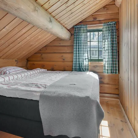 Holiday Home Annebu By Interhome Hébergement de vacances Øyuvstad